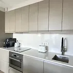 Apartman Homes Ocean Breeze Terrace 400 M Away From The Ocean *