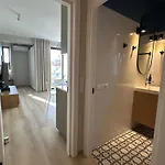 Apartman Homes Ocean Breeze Terrace 400 M Away From The Ocean
