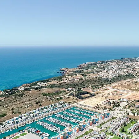 Homes Ocean Breeze Terrace 400 M Away From The Ocean
