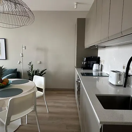Homes Ocean Breeze Terrace 400 M Away From The Ocean شقة
